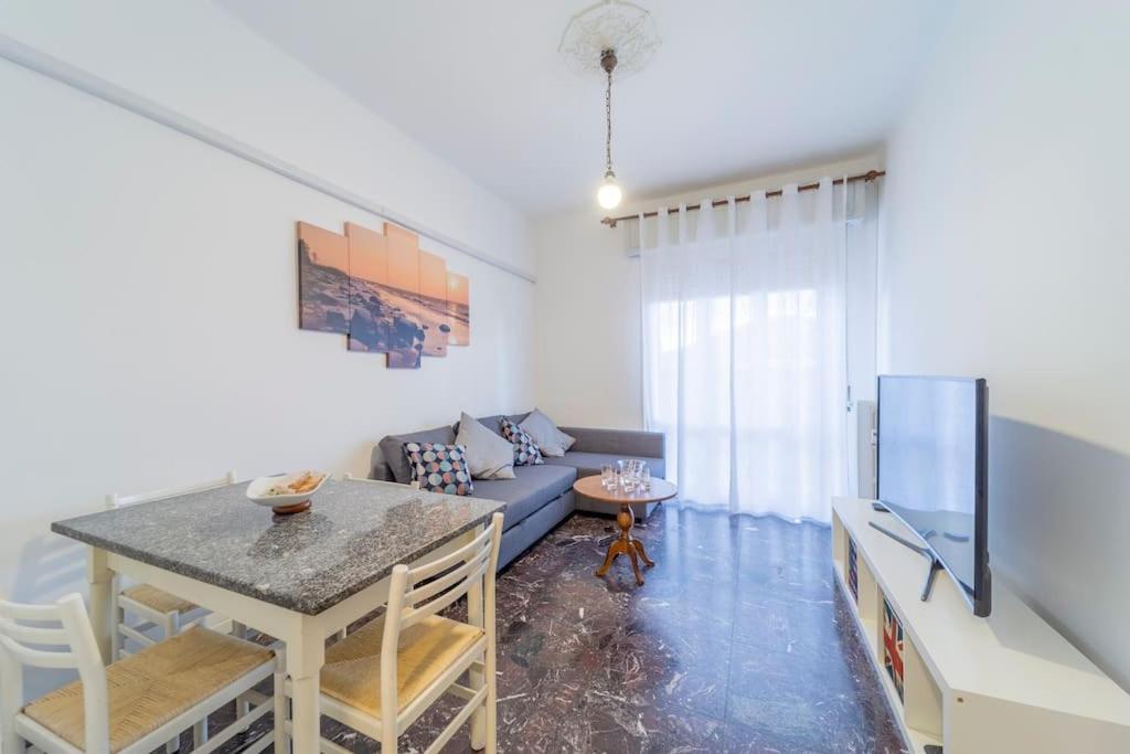 Nabucco'S Home: Centro Ospedale Parma Esterno foto